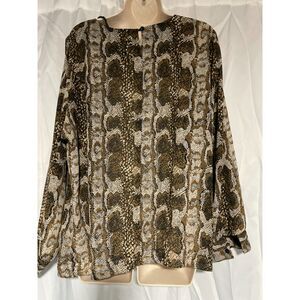 Teddy of California M animal/ snake  print blouse